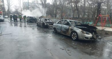 Российские оккупанты обстреляли жилые районы Мариуполя