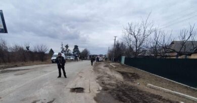 Россияне из пулеметов обстреляли блокпост на Киевщине: погибли пятеро гражданских