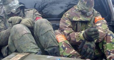 Украинские военные взяли в плен двух оккупантов, "другим повезло меньше"