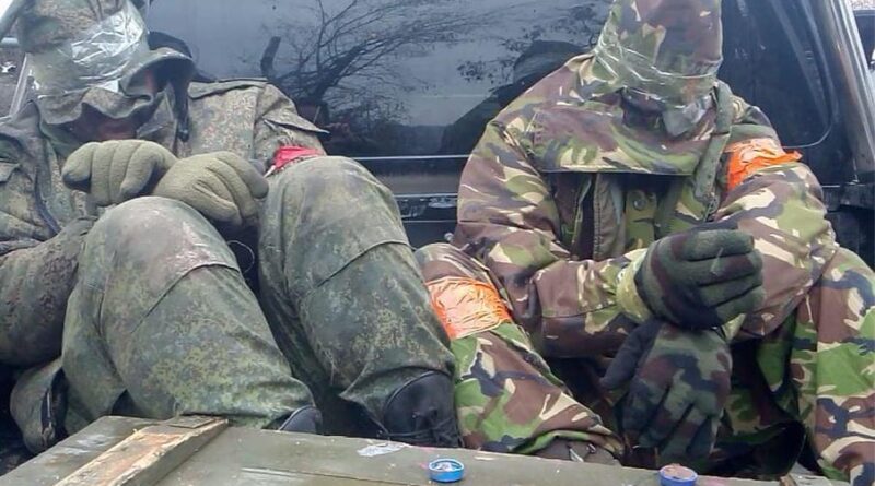 Украинские военные взяли в плен двух оккупантов, "другим повезло меньше"