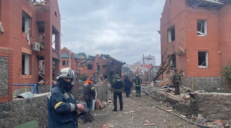 В Белой Церкви из-за авиаудара оккупантов повреждены 20 домов, есть пострадавшие