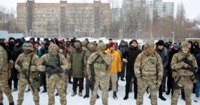 За 10 дней войны в тероборону вступили 100 тыс. украинцев - Маляр