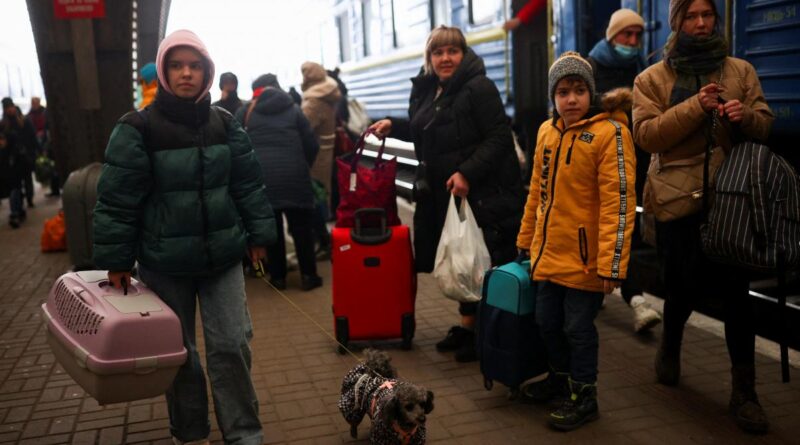 За выходные количество беженцев из Украины может вырасти до 1,5 миллиона человек