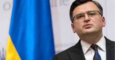 Заявка Украины в ЕС должна рассматриваться отдельно от обращений Грузии и Молдовы - Кулеба