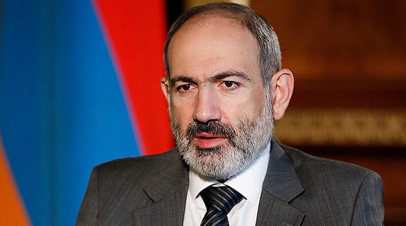 Армянская оппозиция требует отставки Пашиняна