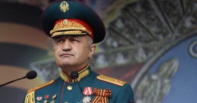 Бибилов планирует два референдума — о присоединении к РФ и к Северной Осетии