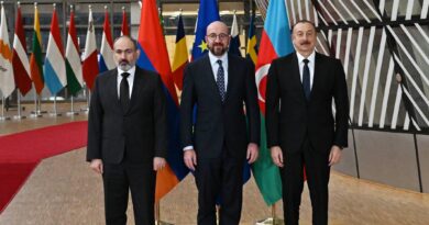 Пашинян и Алиев договорились начать разработку двустороннего мирного договора