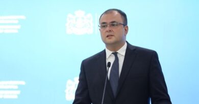 Министр юстиции Грузии: Саакашвили может передвигаться самостоятельно