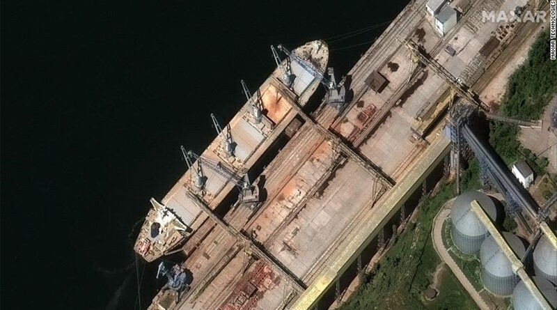 Российское судно с украденной в Украине пшеницей прибыло в Сирию — CNN