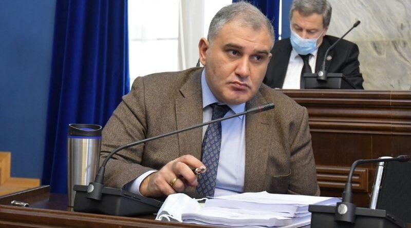 Сарджвеладзе заявил, что с присоединится к акции в поддержку Иванишвили