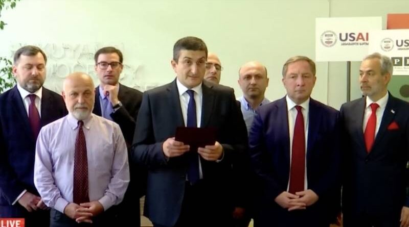 «К сожалению, правительство нейтрализовало грузинскую дипломатию» — экс-дипломаты