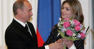 США ввели санкции против Алины Кабаевой