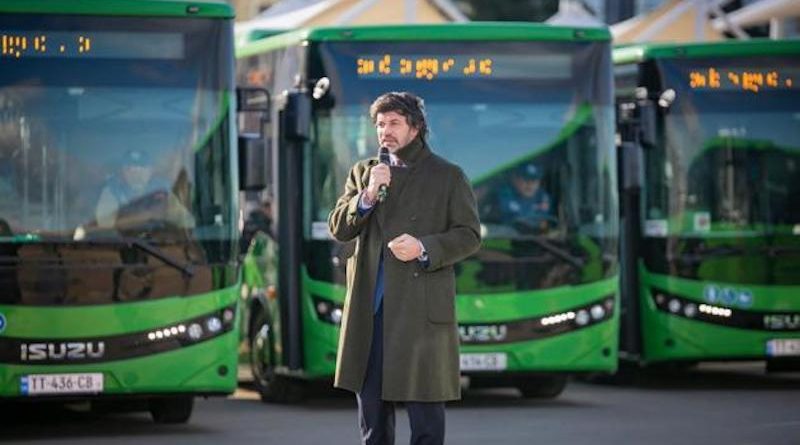 Мэр Тбилиси объяснил причину заторов и проблем с общественным транспортом