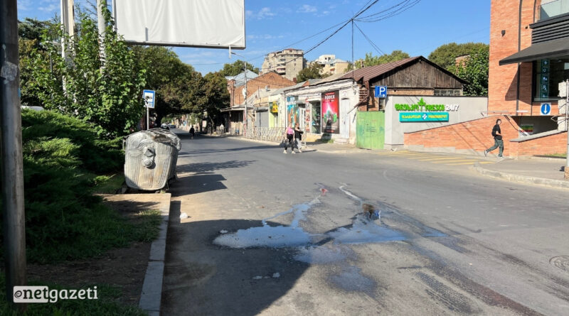 Почему на улицах Тбилиси стоит запах мусора? [ФОТО]