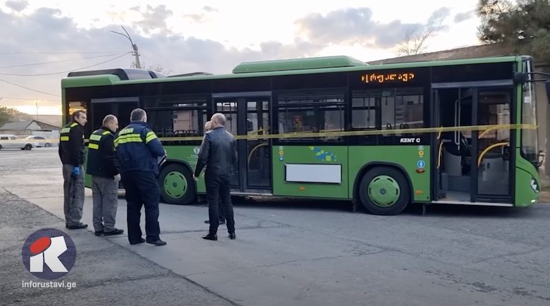 В городе Рустави автобус сбил 4-летнего ребенка, он скончался на месте