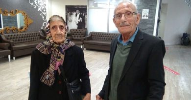 В Турции поженились 90-летняя женщина и 77-летний мужчина. Они встречались 7 лет