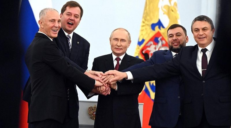 Путин подписал законы о присоединении к РФ четырех областей Украины