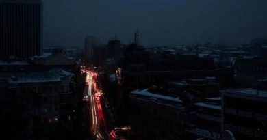 Кличко сообщил, что 70% Киева остается без электричества