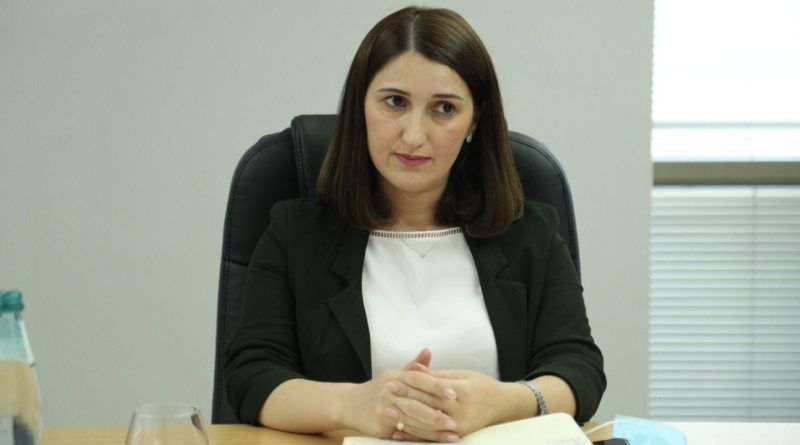 «Нарушают права заключенного» — «Центр верховенства закона» о кадрах с Саакашвили