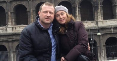 Супруга оппозиционного политика заявила, что ее уволили из МИД Грузии