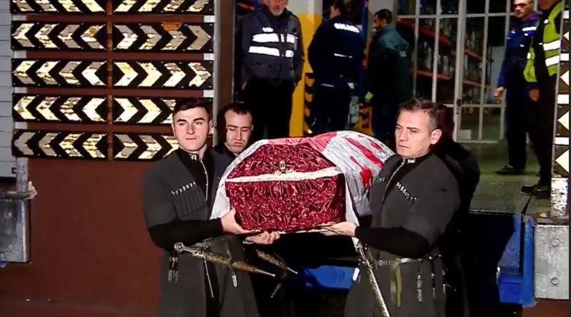 Тело погибшего в Украине Джамбулата Хоперия доставили в Грузию