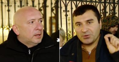 У резиденции президента Грузии проходит акция с требованием помиловать Саакашвили