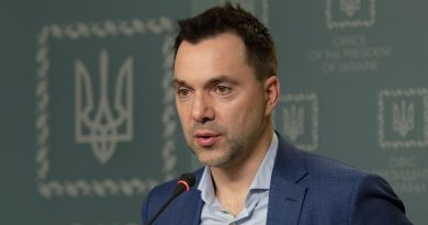 Алексей Арестович подал в отставку