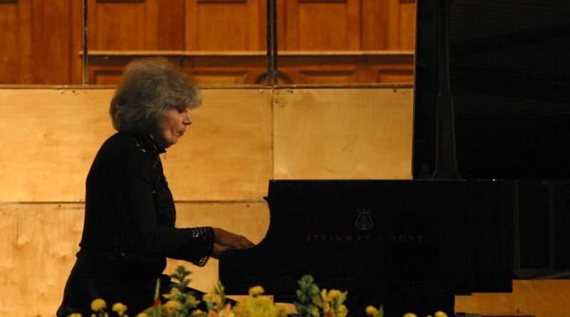 Грузинская пианистка Манана Доиджашвили скончалась в возрасте 75 лет