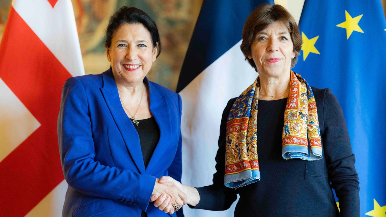 Президент Грузии встретилась с главой МИД Франции