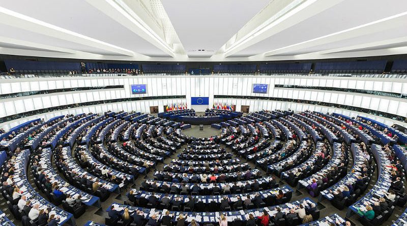 «Создает серьезную угрозу для европейского будущего» — Евродепутаты о законе об «иноагентах»