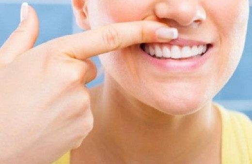 Стоматолог рассказала о разрушающем воздействии больных зубов на весь организм