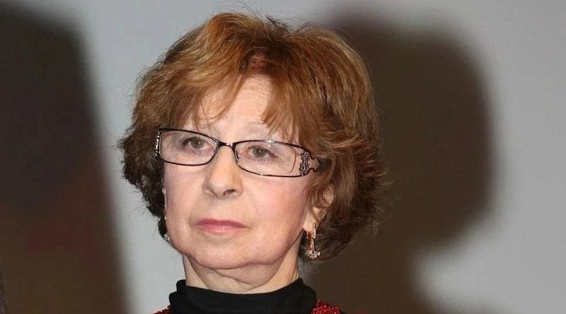 Автор доноса на Валерия Меладзе, пожаловался на Лию Ахеджакову