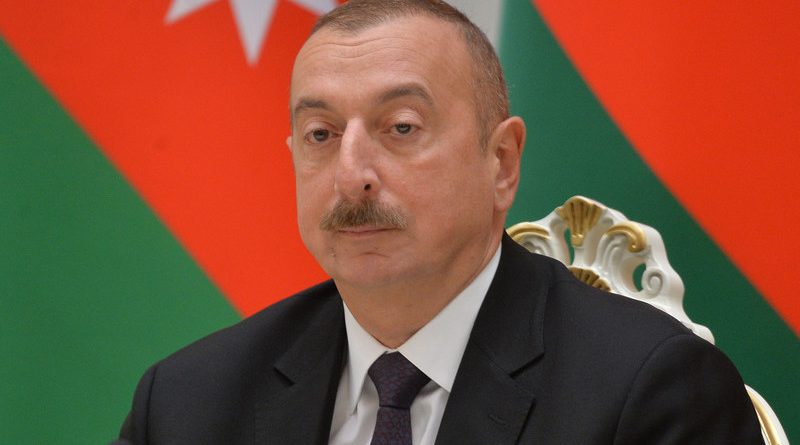 Ильхам Алиев пригрозил де-факто правительству Карабаха