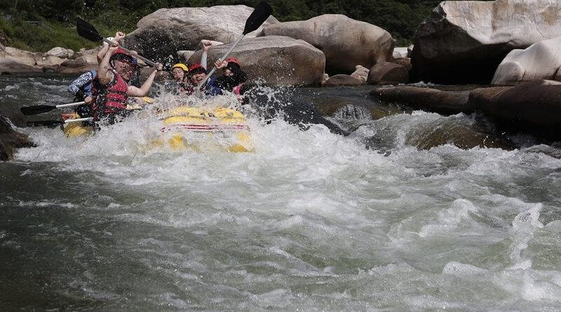 Спасатели извлекли из реки Арагви тела двух иностранных туристов