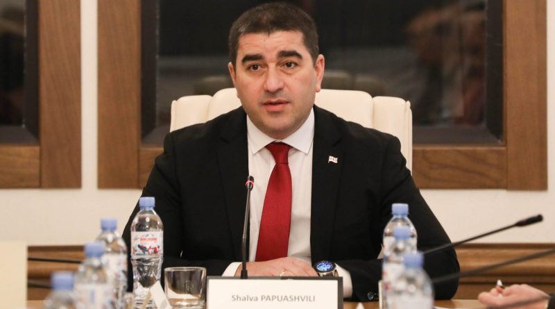 Папуашвили считает, что президент помиловала Гварамия в результате давления