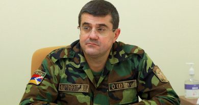 Де-факто президент Нагорного Карабаха присоединился к сидячей акции протеста