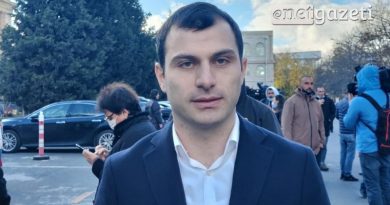 Адвокаты заявили, что Саакашвили практически не было слышно во время слушаний в суде