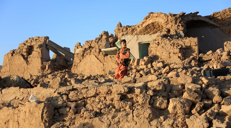 В Афганистане в результате землетрясения погибли более 2 тысяч человек