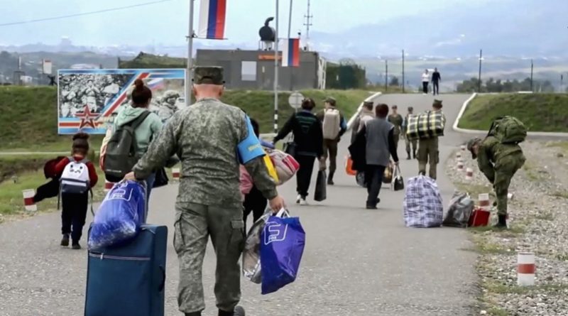Минобороны РФ сообщило о свертывании 21 поста российских миротворцев в Карабахе