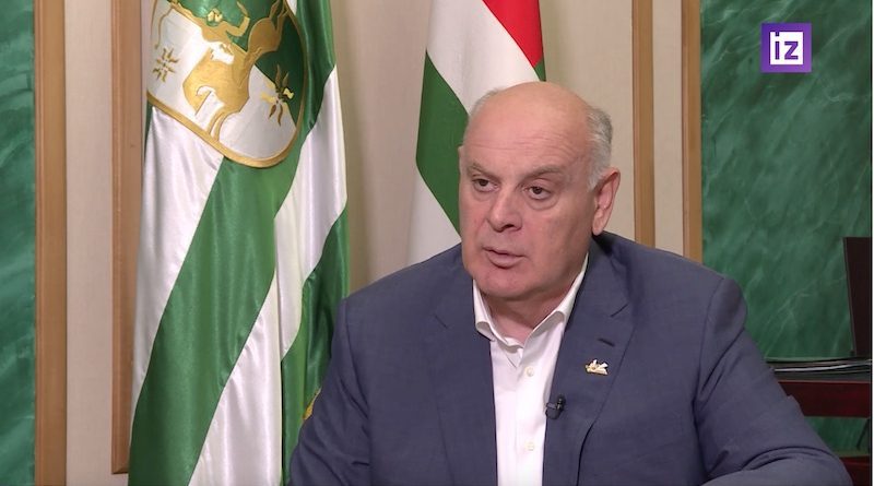 Бжания раскритиковал заявление Пашиняна о территориальной целостности Грузии