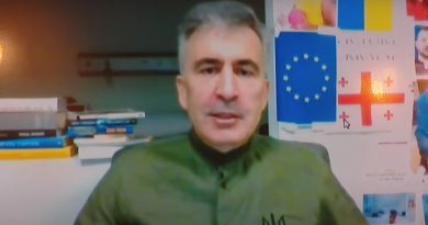 Упразднение Нацбанка, переход на евро, бесплатное ЭКО — о чем говорил Саакашвили