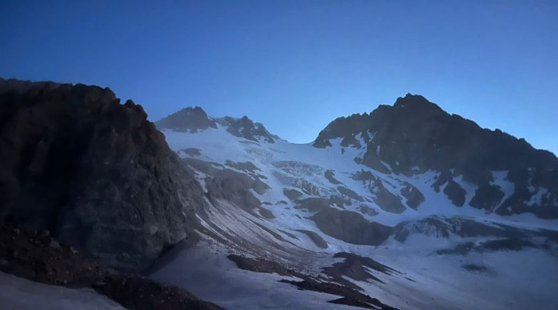 Мужчина, пропавший во время экспедиции в районе ледника Гергети, найден мертвым