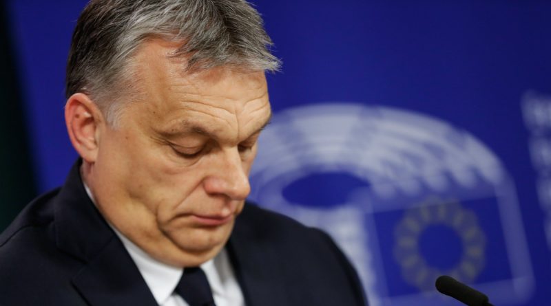 Орбан заблокировал помощь Украине на 50 млрд евро