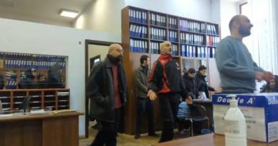 «Освободите задержанных!»- Протестующие студенты ТГУ заняли канцелярию университета
