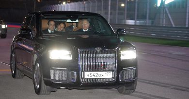 «Я не знал, что существует такое понятие, как роскошный автомобиль российского производства» — в Вашингтоне пошутили на подарком Путина