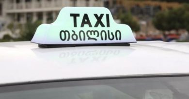 Мэр Тбилиси назвал последний срок активации выданных разрешений на работу такси