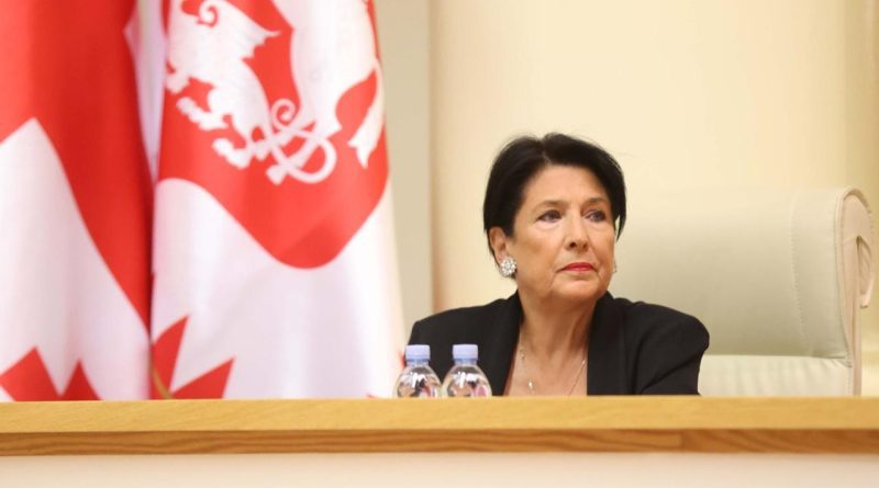 Президент Грузии заявила о российских гибридных угрозах