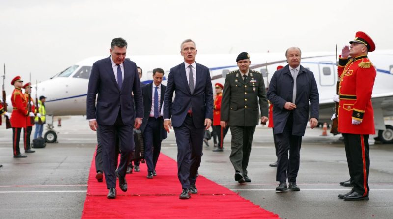 Генсек НАТО Йенс Столтенберг прибыл в Грузию