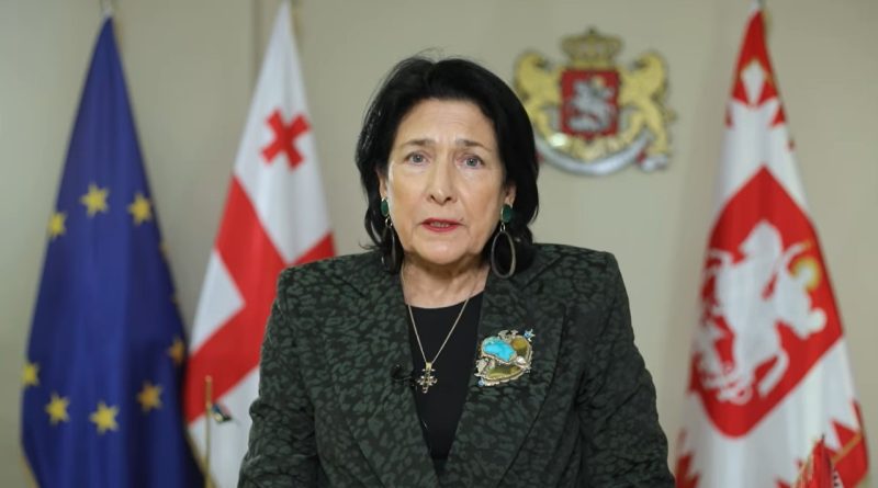Президент Грузии: «Обращаюсь к министру внутренних дел немедленно прекратить разгон мирного протеста»