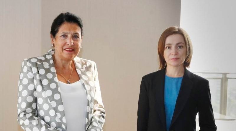 Саломе Зурабишвили поблагодарила Майю Санду за поддержку Грузии